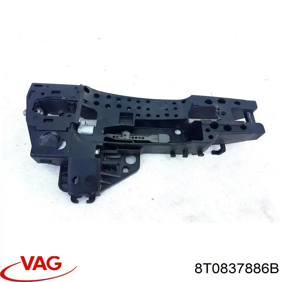 Тримач зовнішньої ручки дверей, задніх правих 8T0837886B VAG