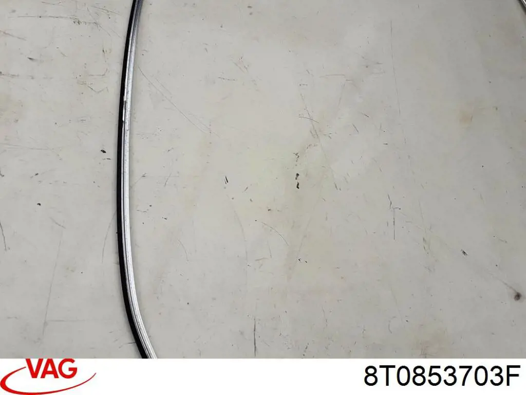 8T0853703F VAG Молдинг даху, лівий
