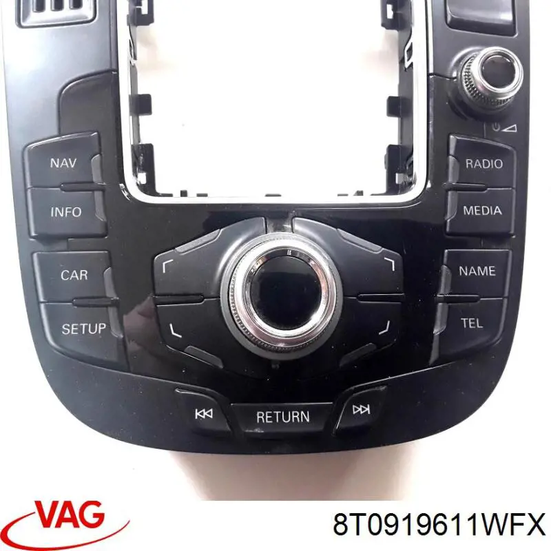 Пульт керування магнітолою 8T0919611WFX VAG