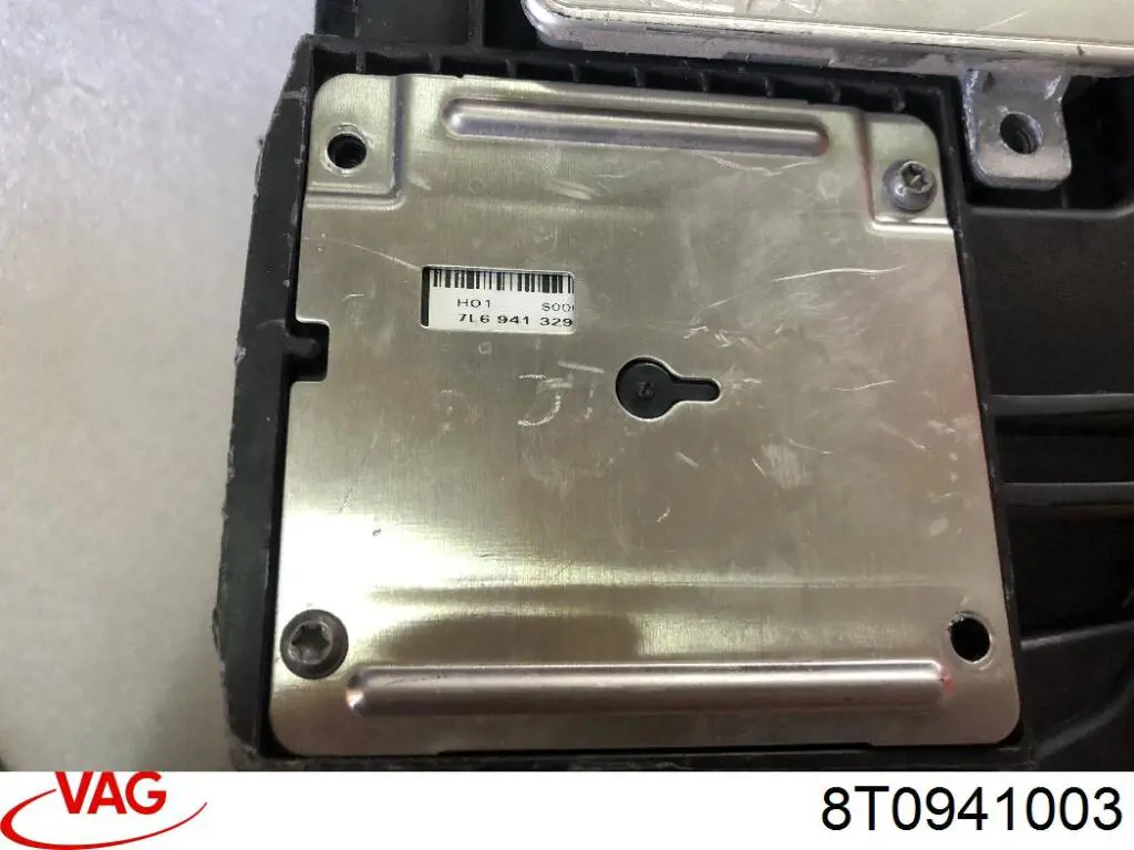 8T0941003 VAG Основна фара в зборі ліва