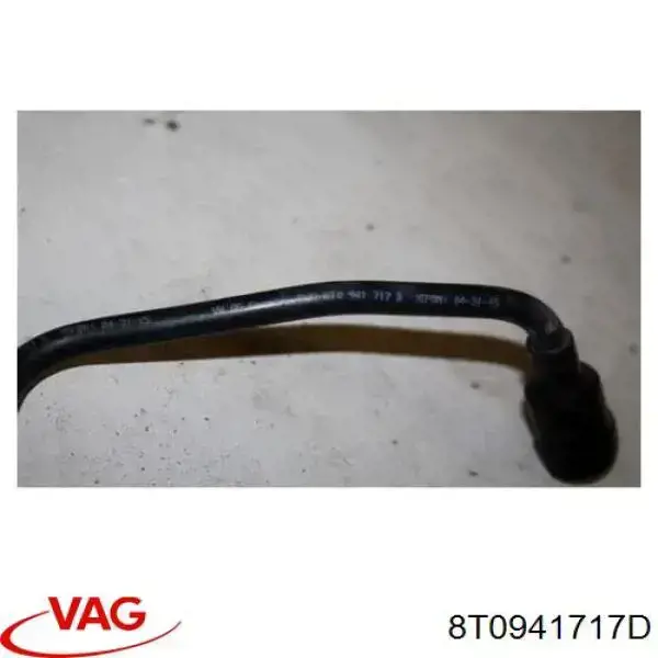Купити 8T0941717D VAG Шланг омивача фар