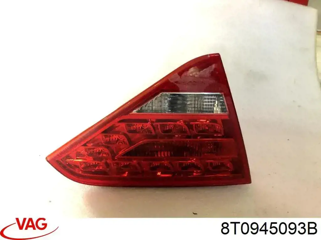 Купити 8T0945093B VAG 