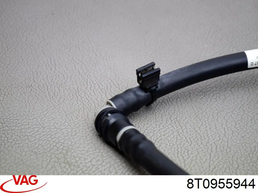  VAG 8T0955944 ціна, від 12.68 USD