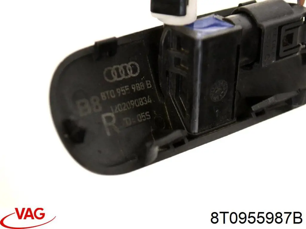Форсунка омивача скла лобового, ліва 8K0955987 VAG
