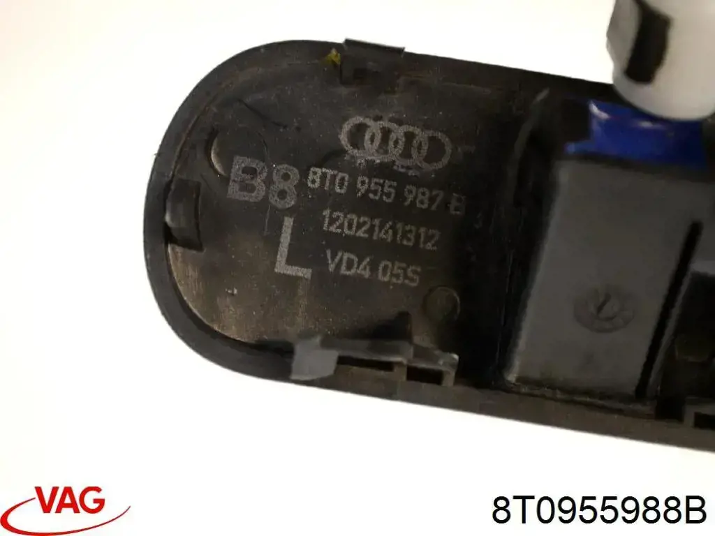 Купити 8T0955988B VAG Форсунка омивача скла лобового, права