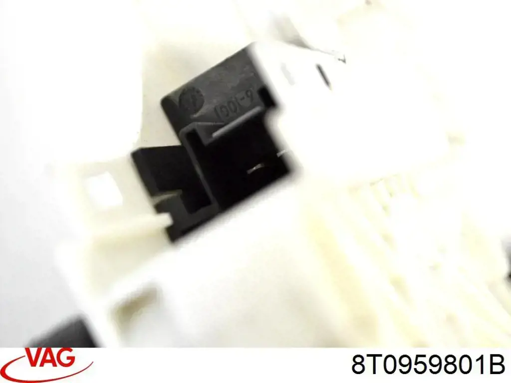 Привід ліфта передній VAG 8T0959801B