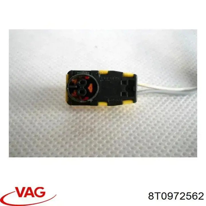 8T0972562 VAG 