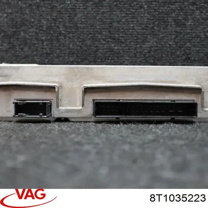 Підсилювач сигналу антени VAG 8T1035223 ціна, від 88.74 USD