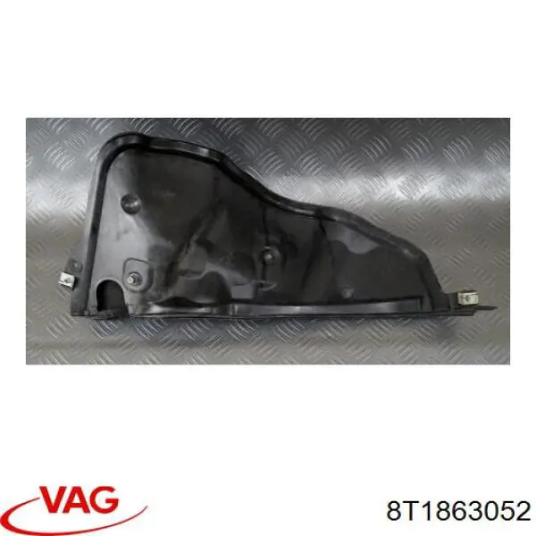 8T1863052 VAG Решітка двірників, ліва