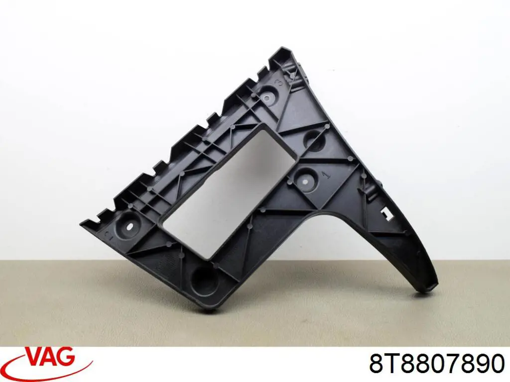 Направляюча заднього бампера, права VAG 8T8807890 ціна, від 16.84 USD