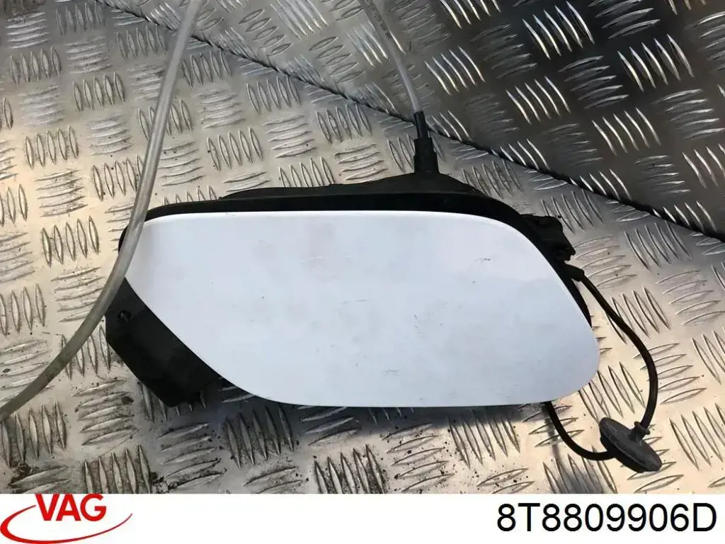  8T8809906D VAG