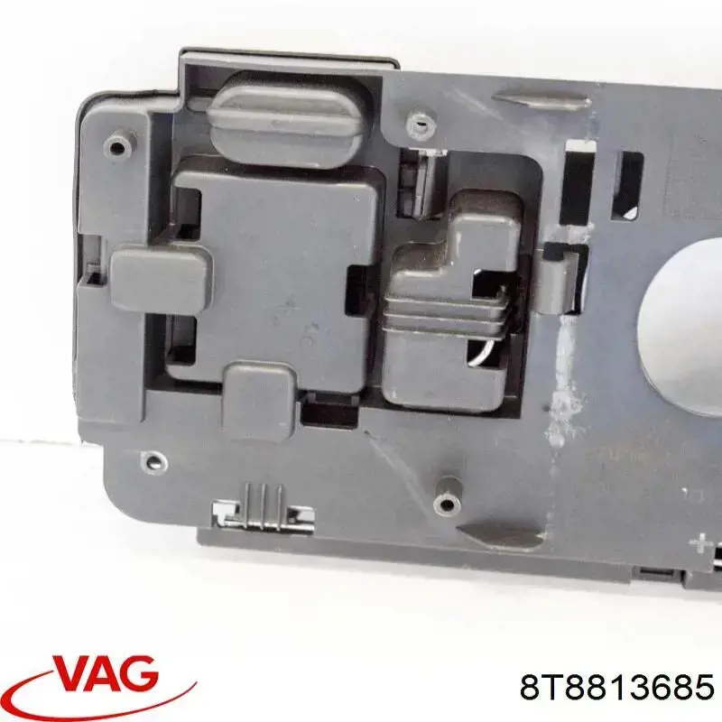 8T8813685 VAG 
