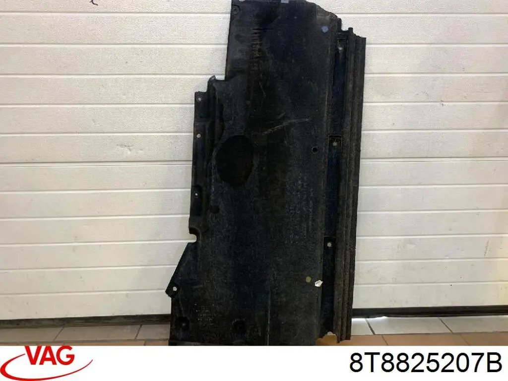 Захист днища, лівий VAG 8T8825207B ціна, від 146.45 USD
