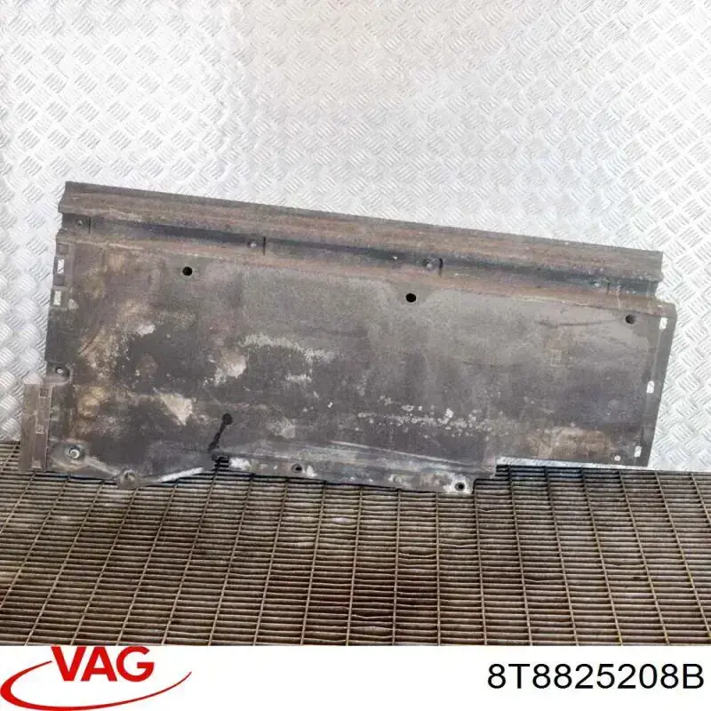 Захист днища, правий VAG 8T8825208B ціна, від 191.81 USD