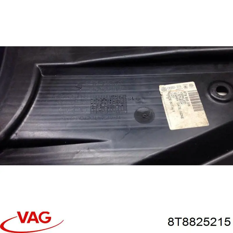 Захист днища, задній лівий VAG 8T8825215 ціна, від 28.09 USD