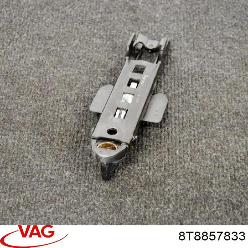 8T8857833 VAG Регулятор висоти ременя безпеки передній лівий