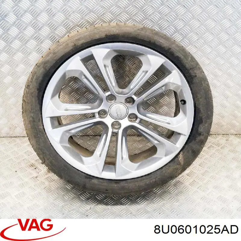 Купити 8U0601025AD VAG Диски колісні литі (легкосплавні, титанові)