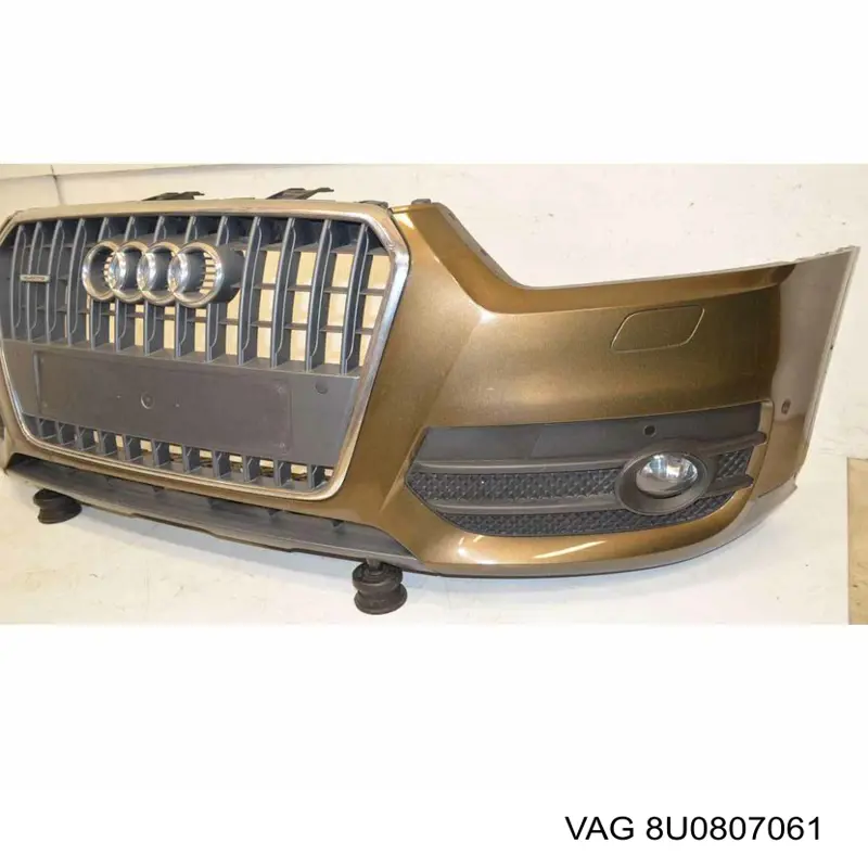 Купити 8U0807061GRU VAG Нижня накладка на передній бампер