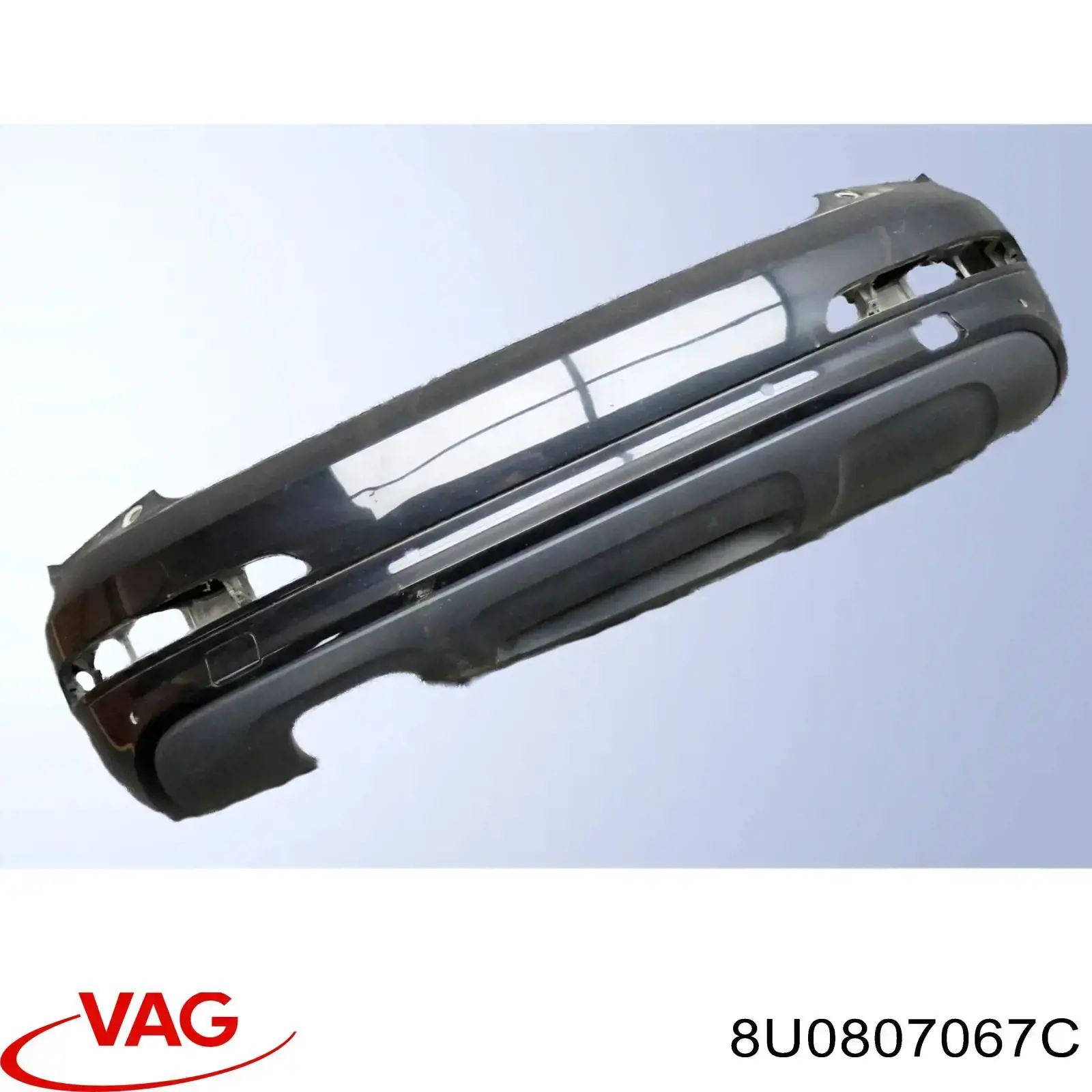 Купити 8U0807067C VAG Бампер задній, верхня частина