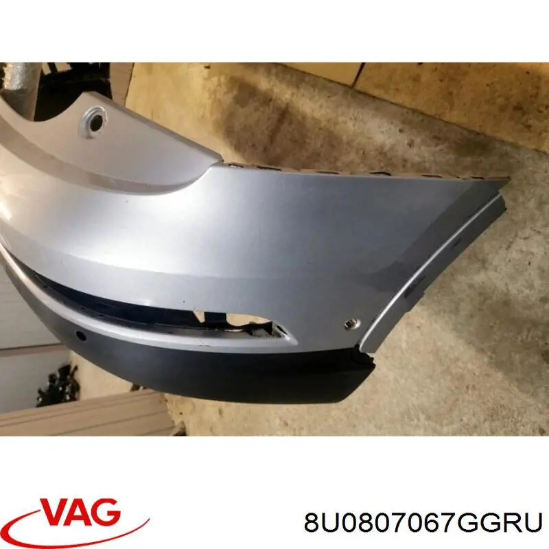 8U0807067GGRU VAG Буфер (бампер) задній