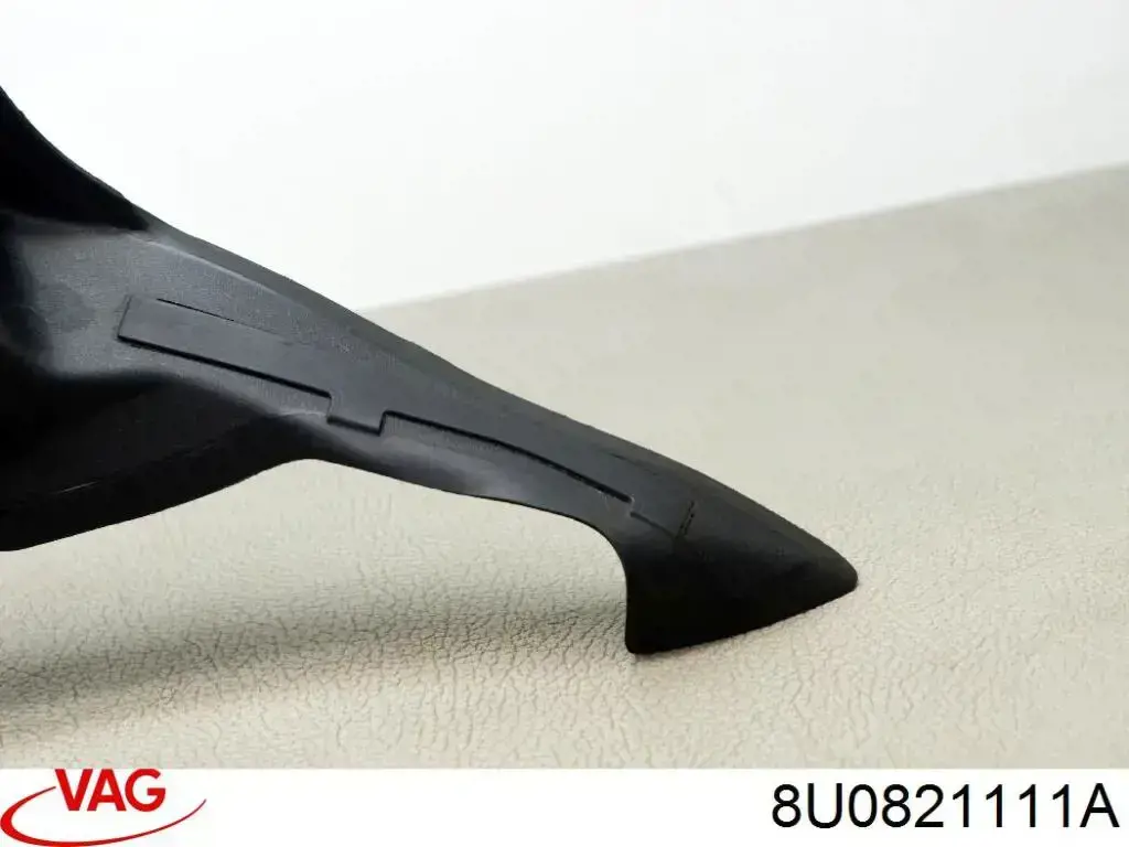 8U0821111A VAG Ущільнювач арки крила