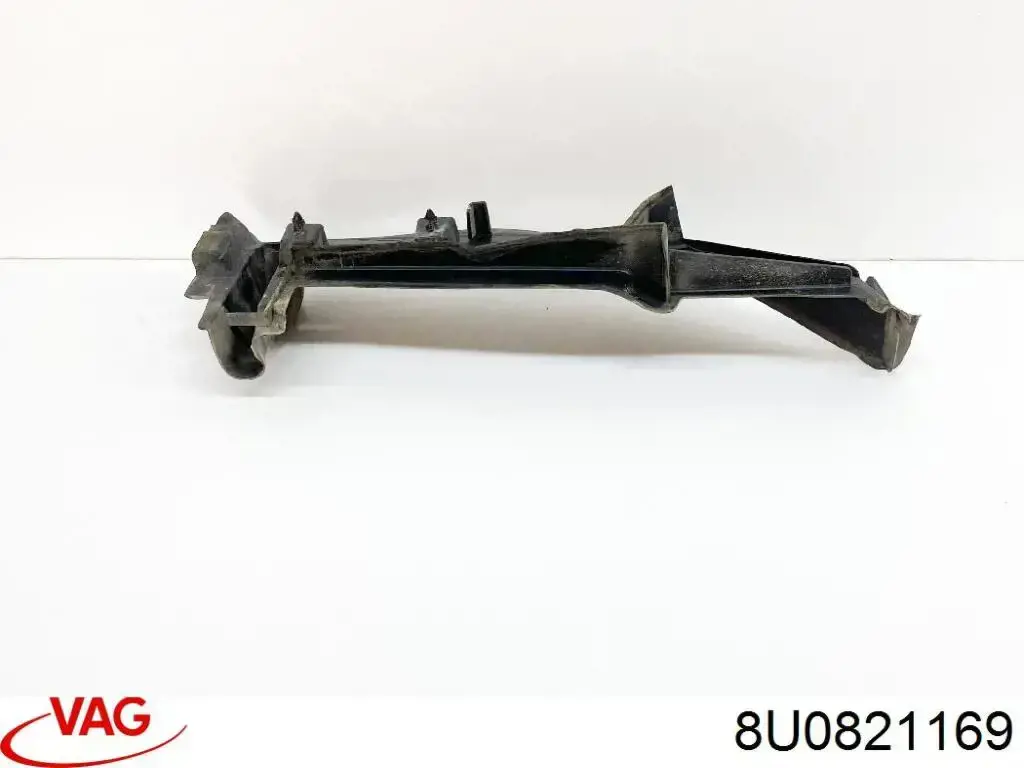 Гумка ущільнювача під капот VAG 8U0821169 ціна, від 8.87 USD