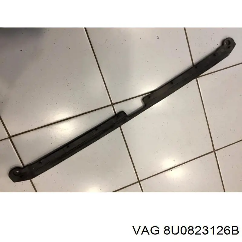  VAG 8U0823126B ціна, від 12.78 USD