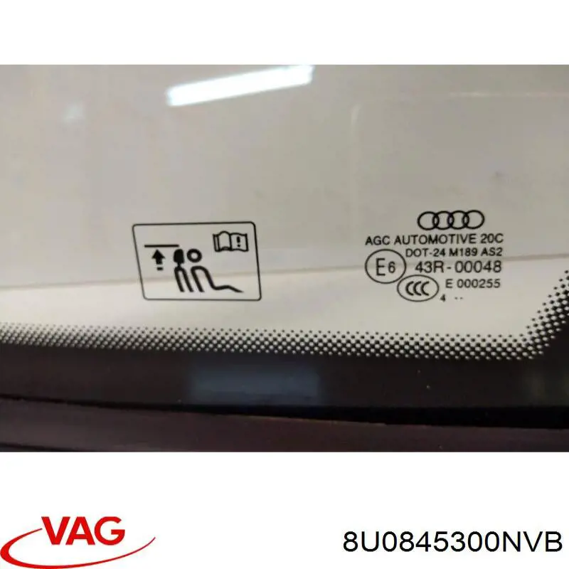 Скло багажного відсіку, праве VAG 8U0845300 ціна, від 38.09 USD