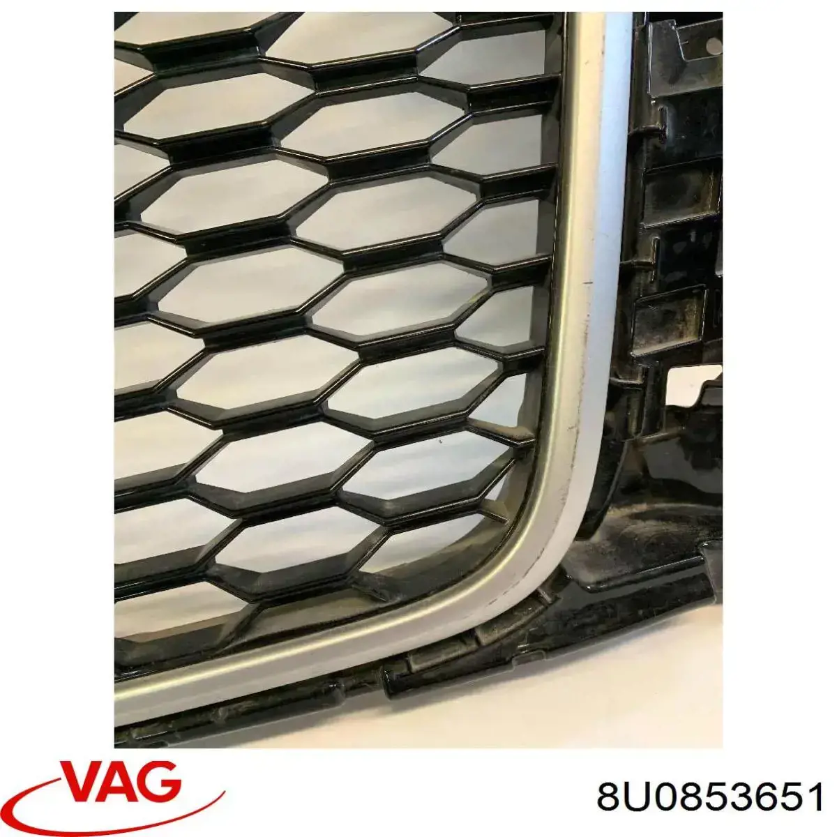 Купити 8U0853651 VAG Захисна решітка радіатора