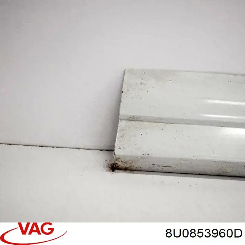  VAG 8U0853960D ціна, від 28.22 USD