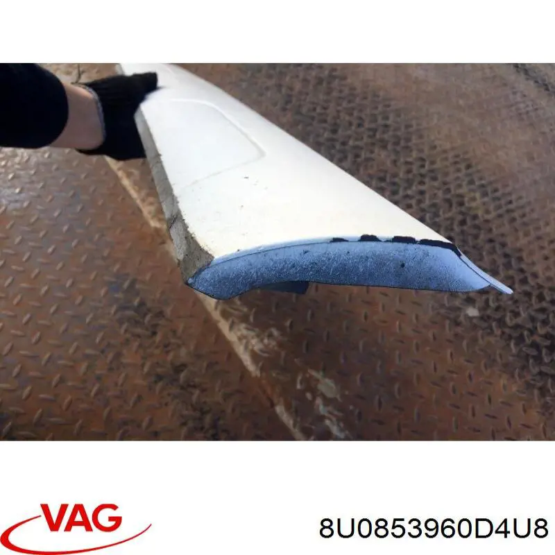  VAG 8U0853960L4U8 ціна, від 93.33 USD