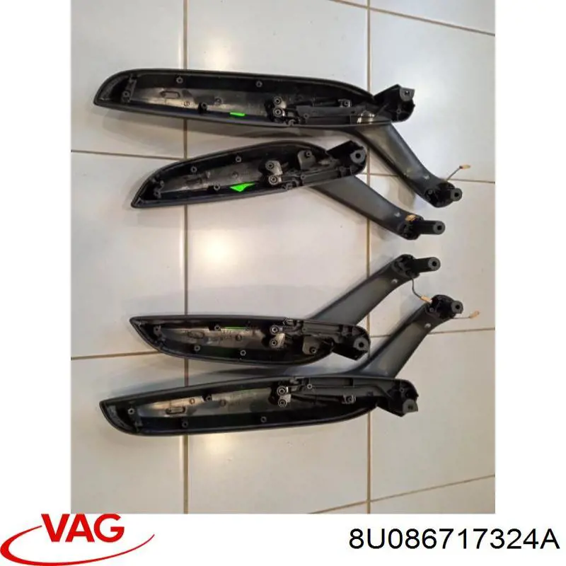 Купити 8U086717324A VAG 