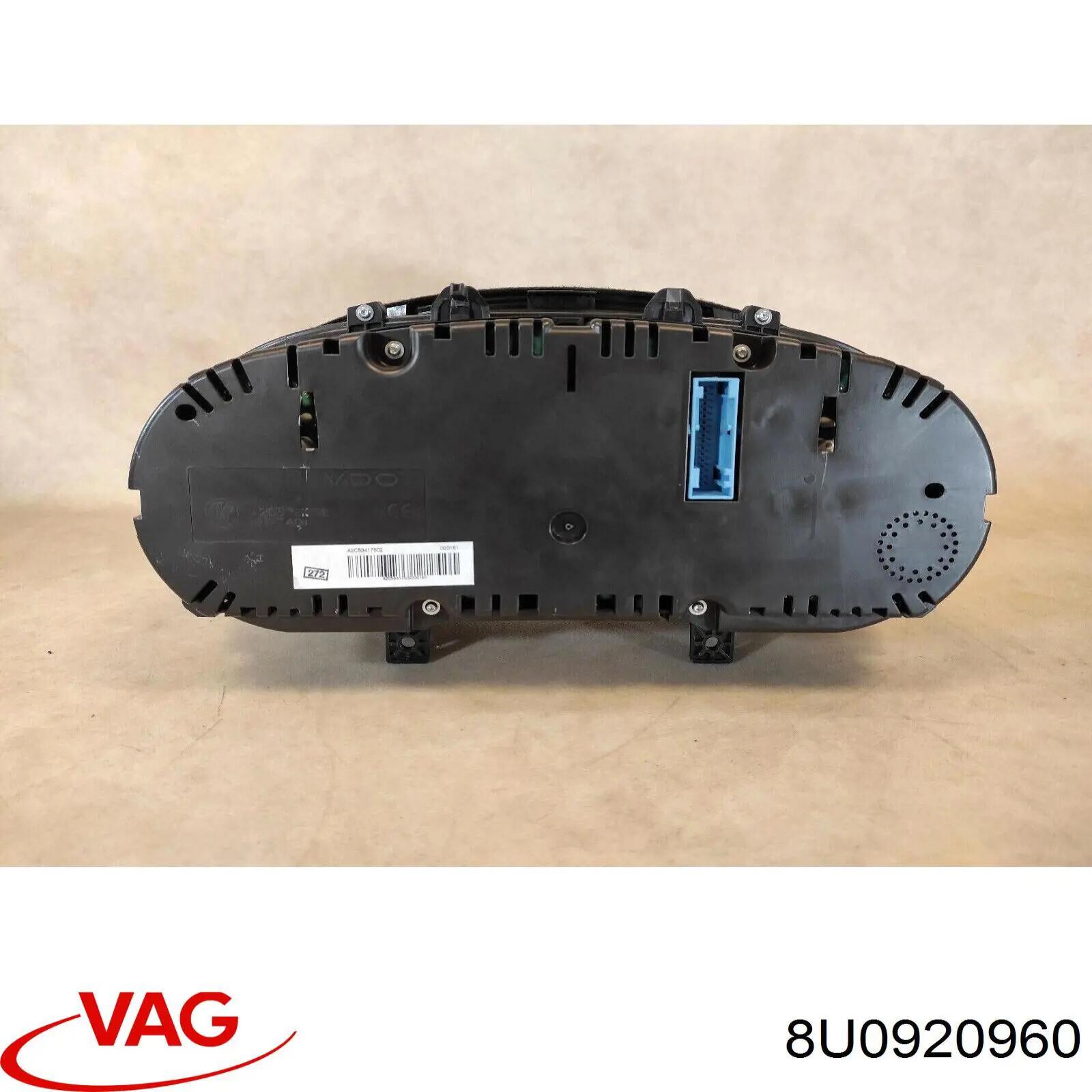 Купити 8U0920960 VAG Спідометр