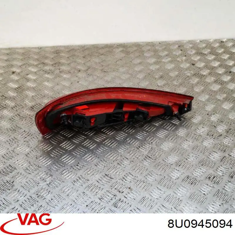Купити LLI071 Magneti Marelli Задня права фара