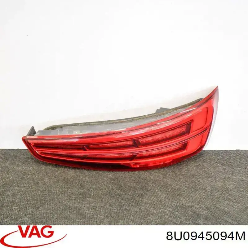 Задні ліхтарі VAG 8U0945094M ціна, від 250.28 USD