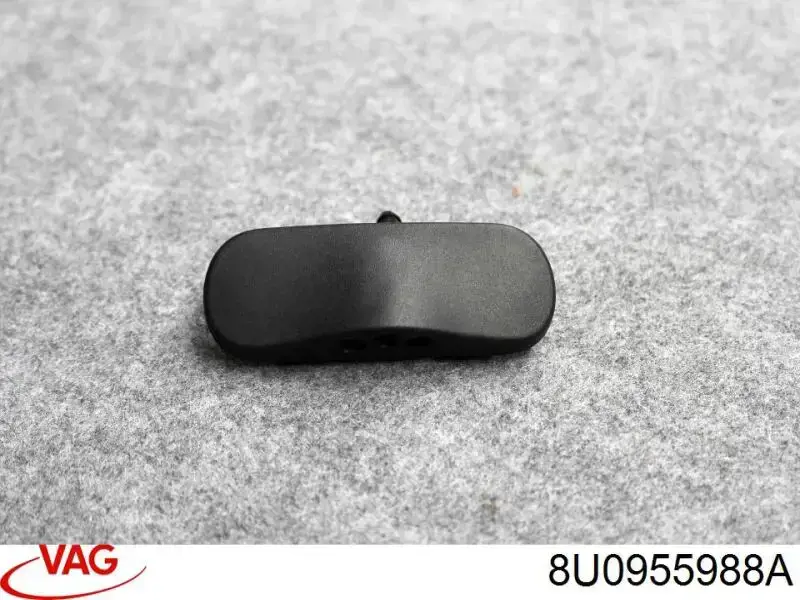 Форсунка омивача скла лобового, права VAG 8U0955988A