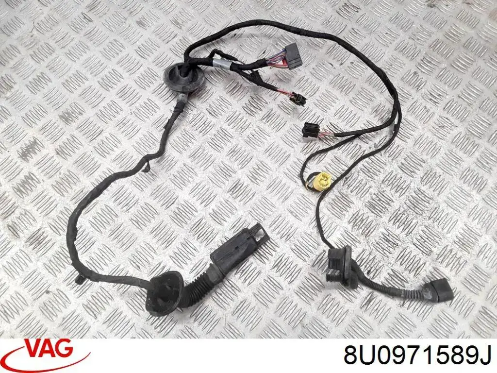  VAG 8U0971589J ціна, від 22.80 USD