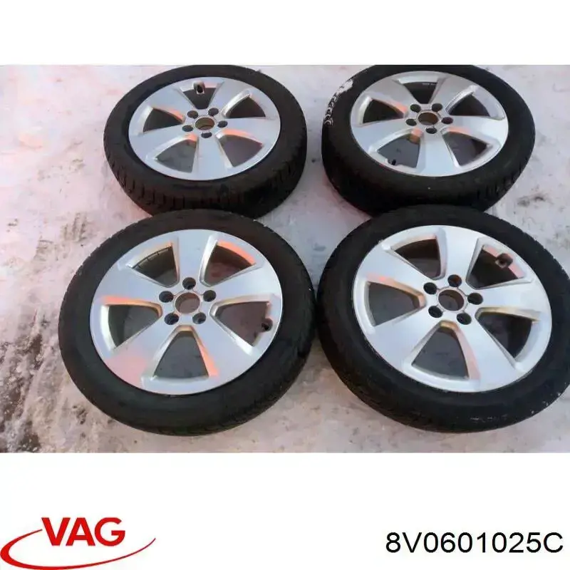 Купити 8V0601025C VAG Диски колісні литі (легкосплавні, титанові)