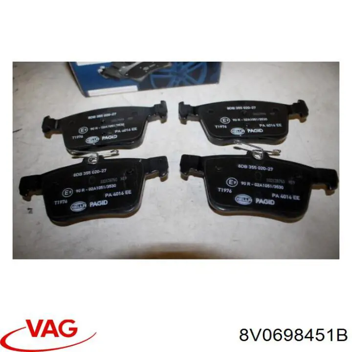 Задні гальмівні колодки 8V0698451B VAG