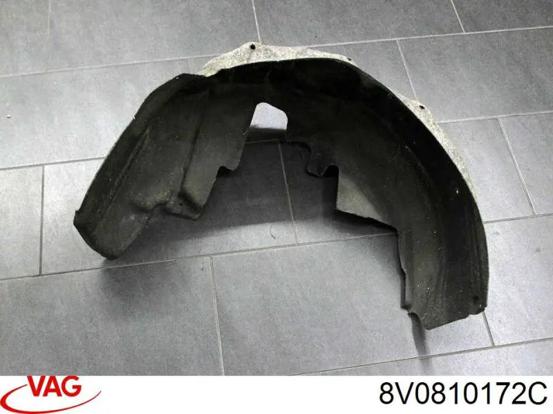 Купити 8V0810172F VAG Підкрилок заднього крила, правий