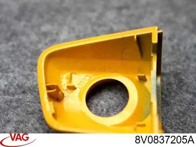 Ручка двері в зборі VAG 8V0837205A ціна, від 9.88 USD