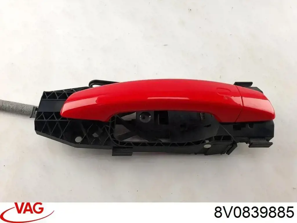 Ручка двері правою зовнішня перед/зад VAG 8V0839885 ціна, від 4.15 USD