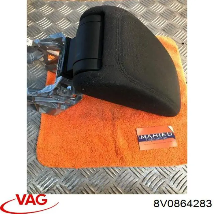 Кронштейн підлокітника VAG 8V0864283 ціна, від 38.00 USD