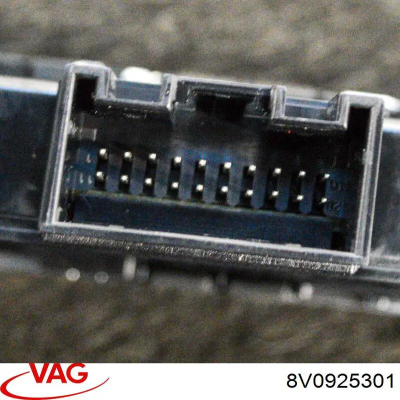 Купити 8V0925301 VAG Блок кнопок центральної консолі