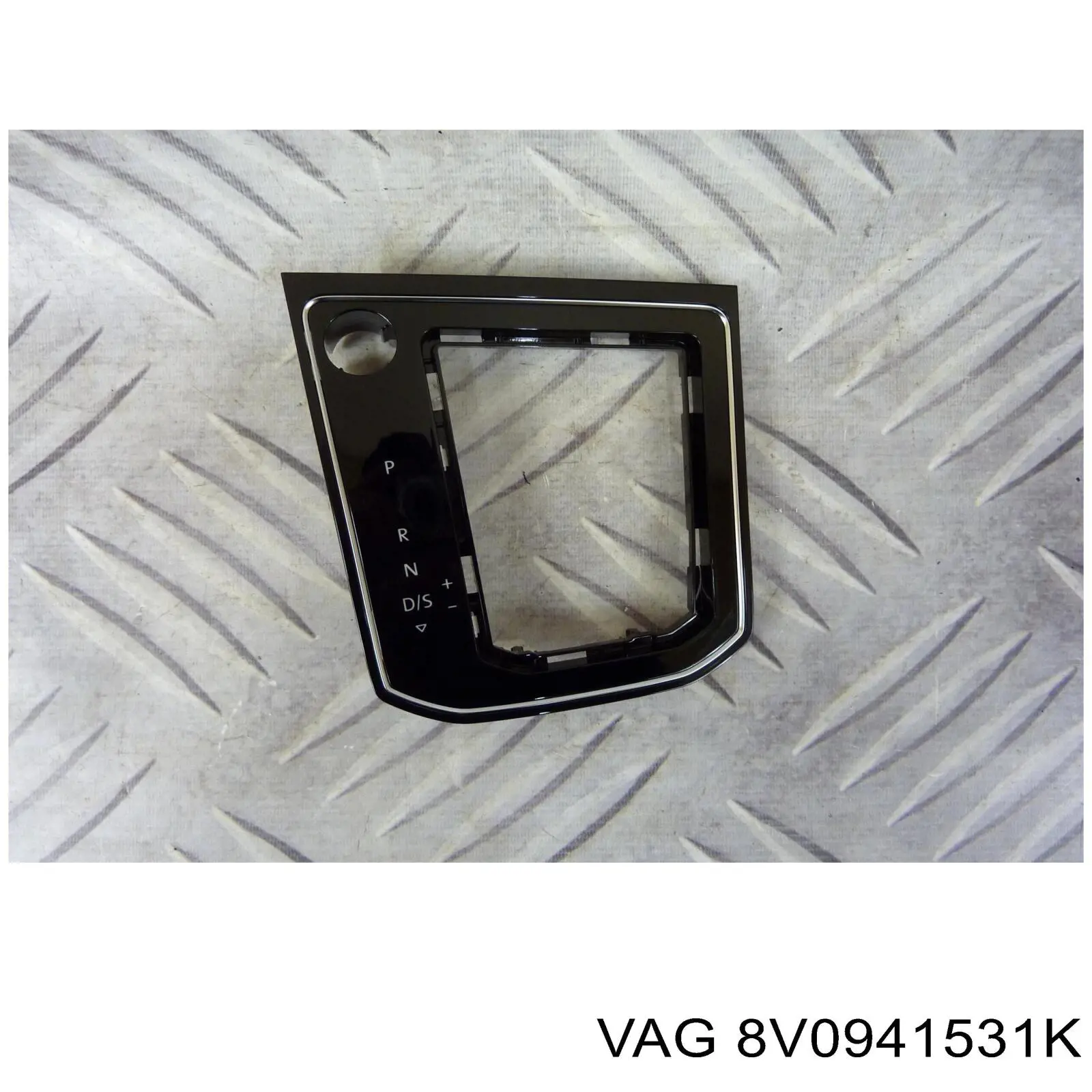 8V0941531K VAG Перемикачі електричні (перемикач світла центральний)