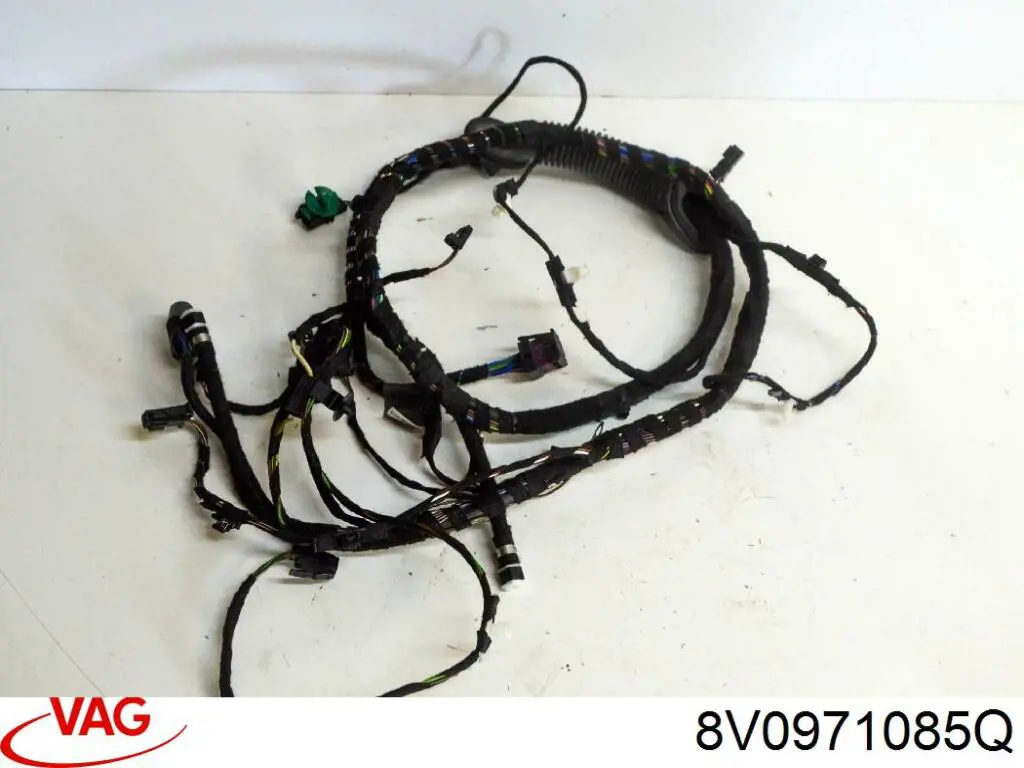  VAG 8V0971085Q ціна, від 72.67 USD