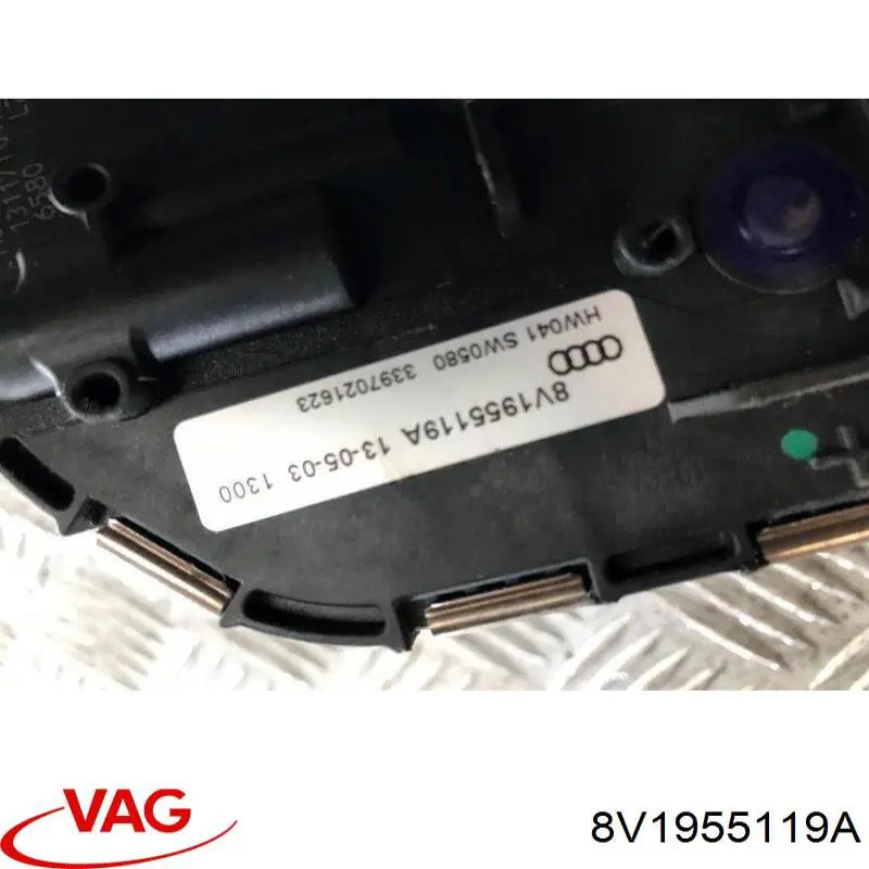 Трапеція щіток лобового скла VAG 8V1955119A ціна, від 33.64 USD