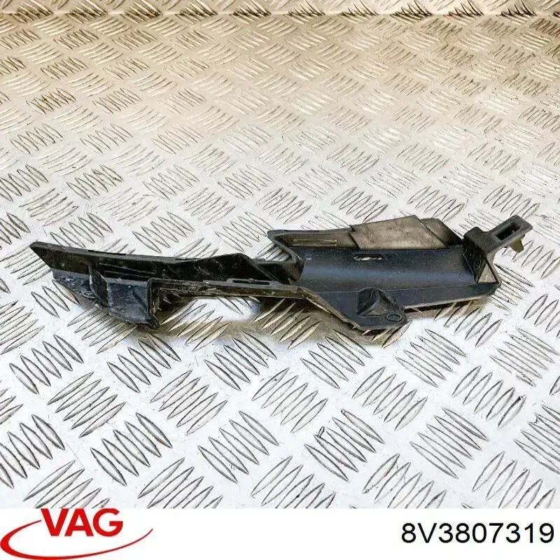 Купити PAD44130L Signeda Кронштейн бампера переднього, лівий