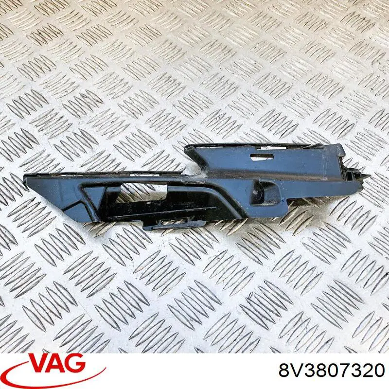 Кронштейн бампера переднього, правий Signeda PAD44130R ціна, від 17.23 USD