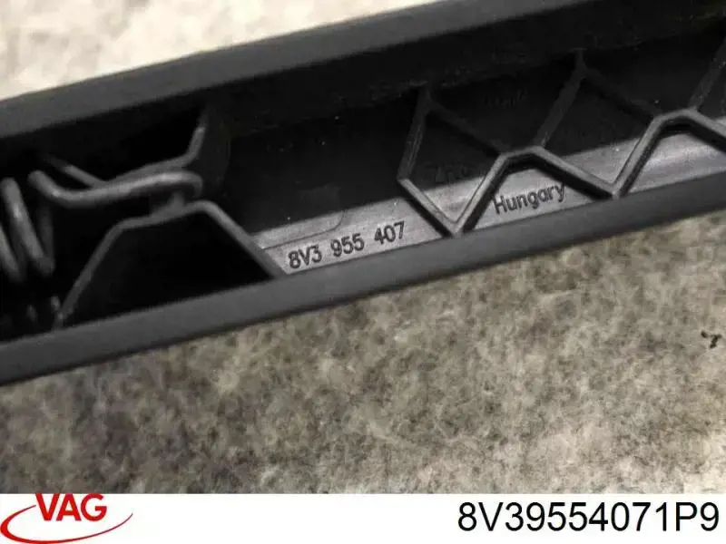 Важіль-поводок склоочисника заднього скла VAG 8V39554071P9 ціна, від 13.97 USD